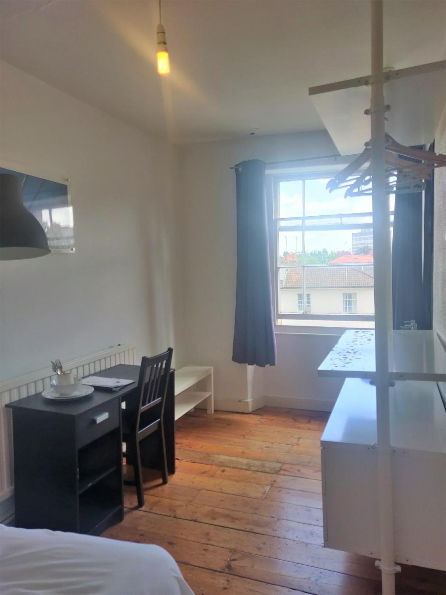 Arlington Villas Townhouse - By Clifton Short Lets Бристоль Номер фото